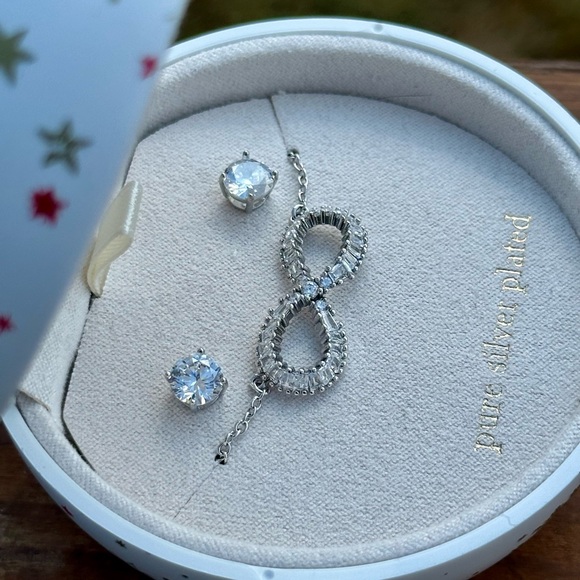 SPARKLE ALLURE NWT ORNAMENT Jewelry Gift Set - Picture 6 of 6
